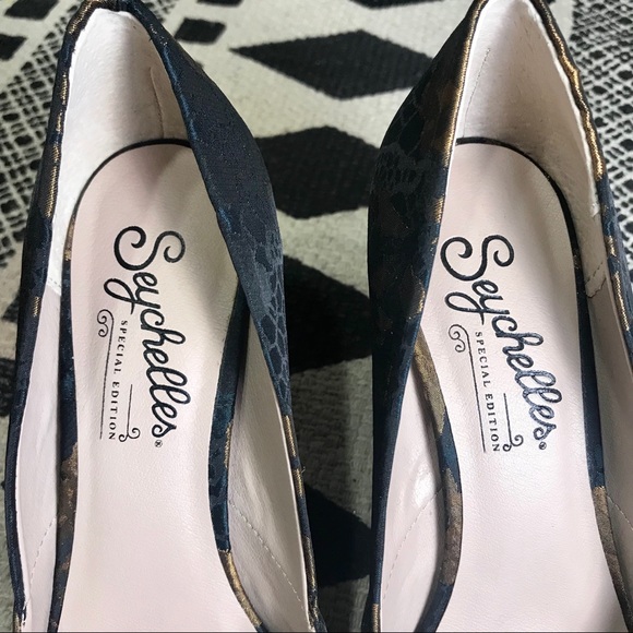 Like New Anthropologie Seychelles Special Ed Heels - Picture 6 of 8